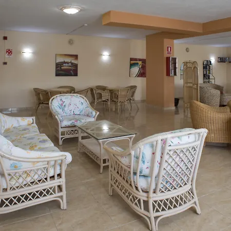 Lägenhetshotell Servatur Caribe 3*