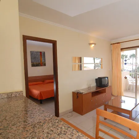 Servatur Caribe Aparthotel 3*