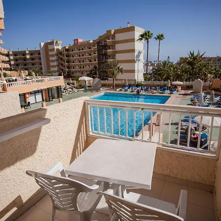 Servatur Caribe Apart Otel